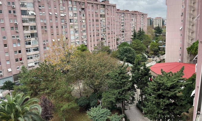 Bakırkoy Apartment | Peaceful Stay in İstanbul's Elite Neighborhood - Near Transit