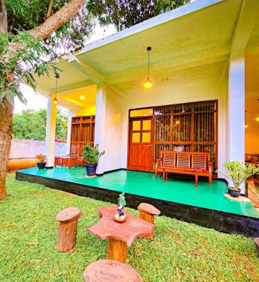 Udawalawa House | Top-Rated Elite Safari Resort: Family-Friendly Getaway