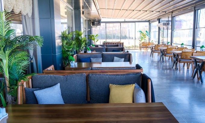 Edremit Hotel | Elite World GO Van Edremit: Family-Friendly with Top Amenities