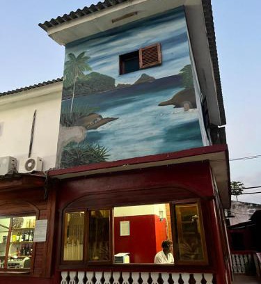 Agua Grande House | Cozy Elitineide Guest House: Family-Friendly Retreat Awaits