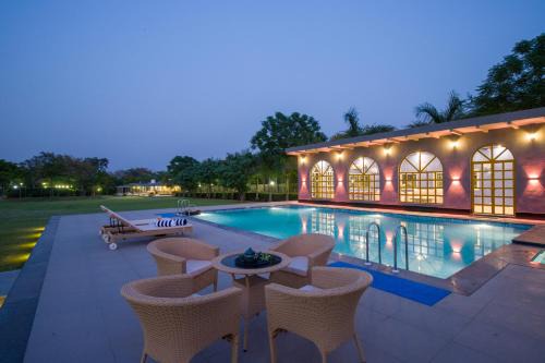 Gurugram Villa | Exclusive 5-Star ELIVAAS Farmhouse with Private Pool & Garden