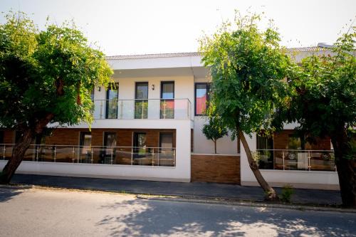 Nyirbator Bed & Breakfast | Elixír Panzió: Wheelchair Accessible with Top Guest Rating