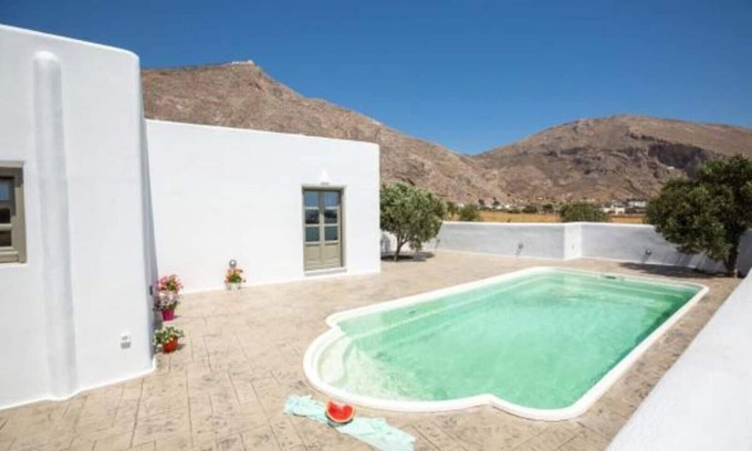 Perissa Villa | Experience Elixirium Villa with Private Pool & Ocean Views