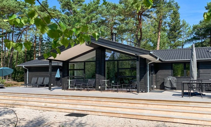 Dueodde House | Relax at Eliz - 800m from the Sea with Oceanfront Views