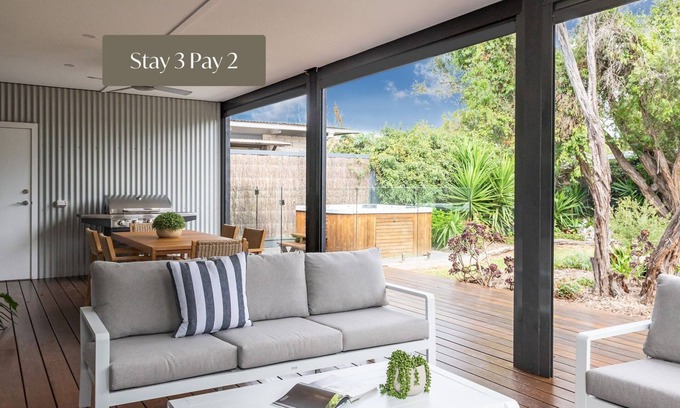 Capel Sound House | Perfectly Styled Retreat with Spa Steps to the Beach