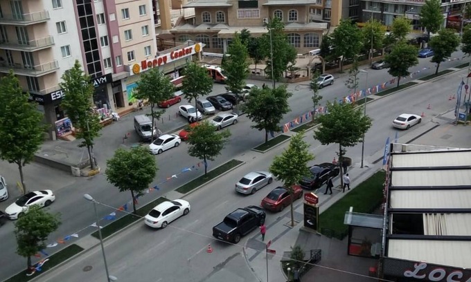 Esenyurt Apartment | Relax at Elkaram 74: Café, Shisha & Spa Amenities