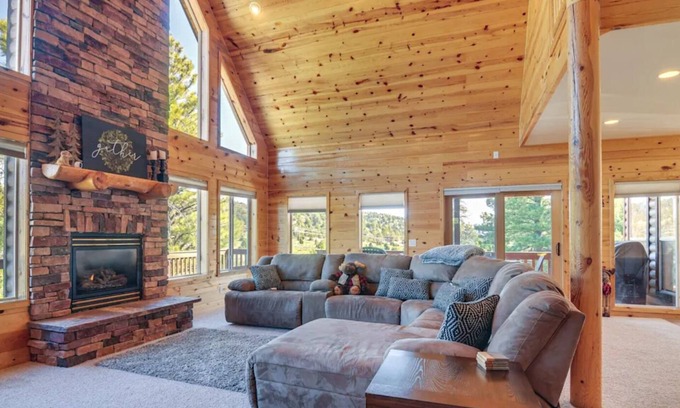 Long Valley Junction Cabin | Elkridge Cabin With Trailer Parking