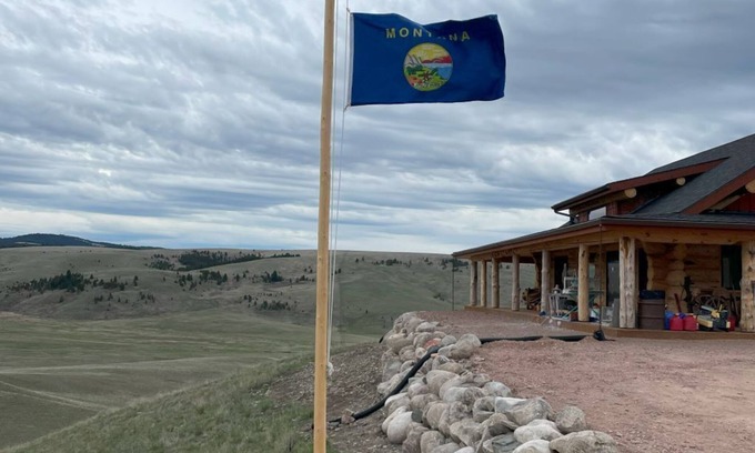 Philipsburg Cabin | ElkView Outpost at Rock Creek Montana