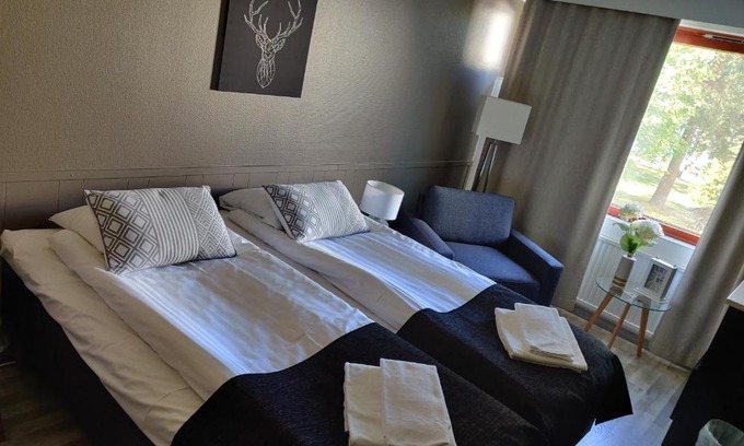 Ellivuori Apartment | Welcome to Ellivuori: Family-Friendly Stay with Pool Access