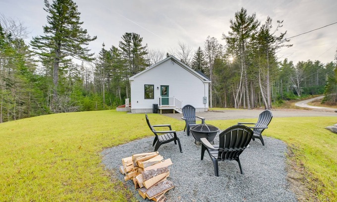 Ellsworth House | Idyllic Ellsworth Vacation Rental with Oceanfront Views