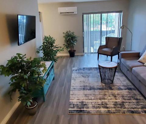 Port Colborne Apartment | Elm Park: Family-Friendly Retreat with Perfect 10 Rating