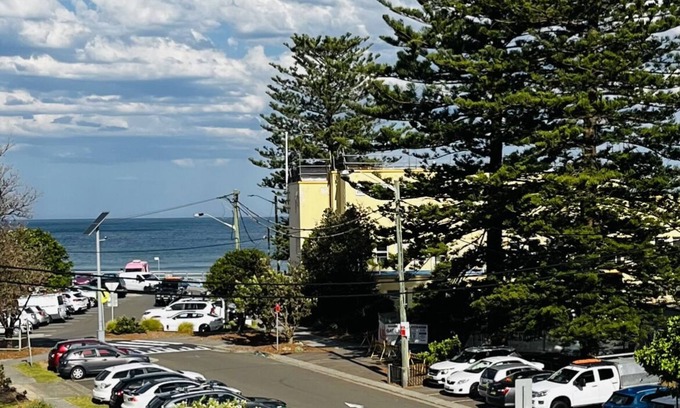 Sydney Apartment | Eloura Gardens: Family-Friendly Retreat Steps from the Beach