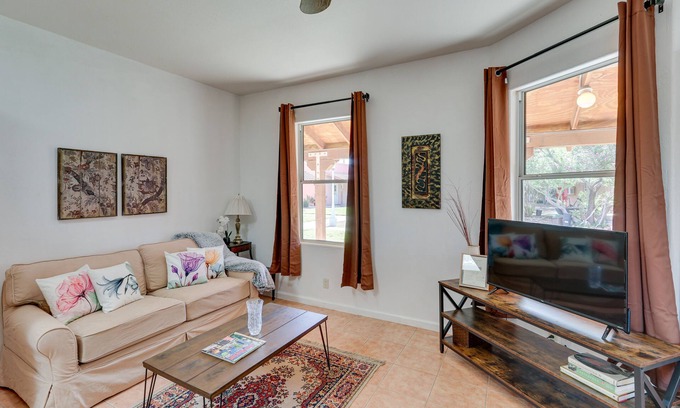 Eleven Mile Corner Apartment | Relaxing Eloy Retreat with Pool Access & A/C Comfort