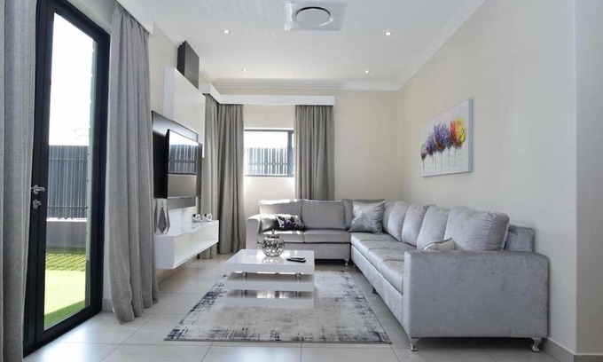 Ekurhuleni Apartment | Family-Friendly Elridge Living - 4 Star, Rated 9/10 by Guests