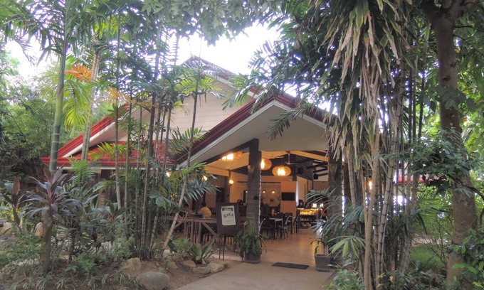 Danao City Resort | Relaxing Elsalvador Beach Resort with Pool & Spa Amenities