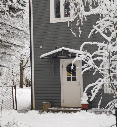 Elva Apartment | Elva Stuudiomajutus: Family & Pet Friendly Retreat Awaits