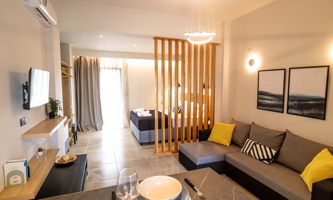 Roda Apartment | Elegant Elysian Studio with Spa and Breakfast Options