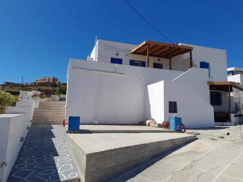 Psathi Apartment | Kid-Friendly Retreat at ELZAHED MAESTRO for Your Family Getaway