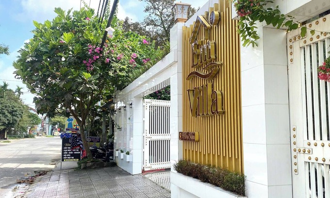 Huong Thuy Villa | Êm Villa 8 Bedrooms with Swimming Pool