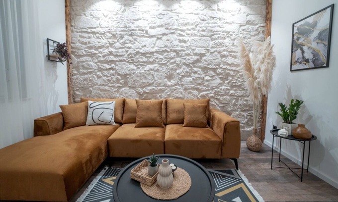 Mostar House | Idyllic Ema's Oasis Apartment in Mostar with Garden Access