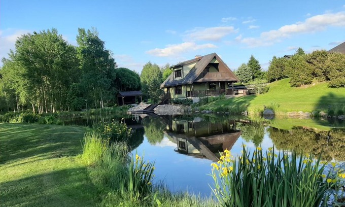 Tartu County House | Guest Rated Emajõe Puhkemaja: Family-Friendly Retreat