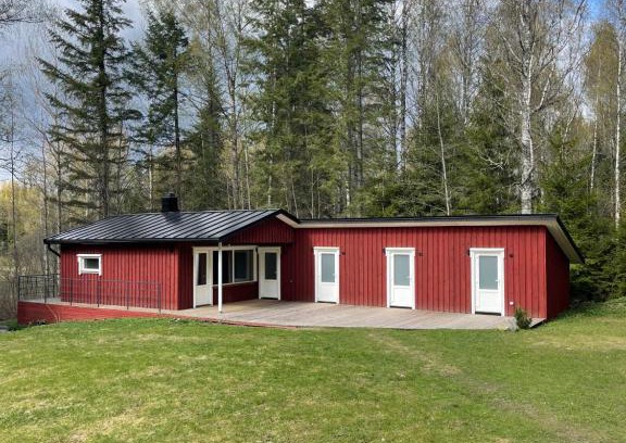 Kaariku House | Discover Emakaru Puhkemaja: Family-Friendly Retreat