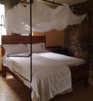 Monduli Cabin | Emanyatta Lodge