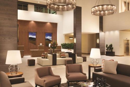 Central Oklahoma City Hotel | Pet-Friendly Embassy Suites in Oklahoma City Downtown