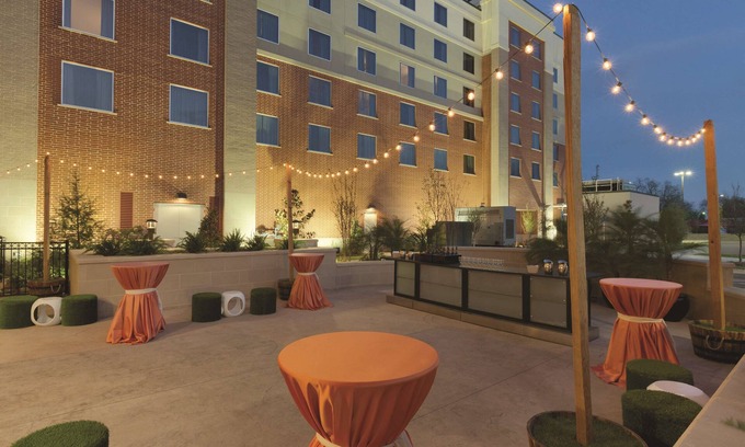 Central Oklahoma City Hotel | Discover Embassy Suites Oklahoma City Downtown Experience