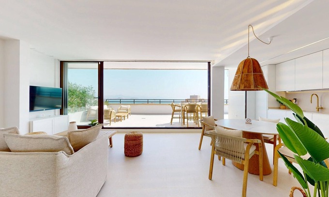 Arenales del Sol Apartment | Eme de Maison The Attic