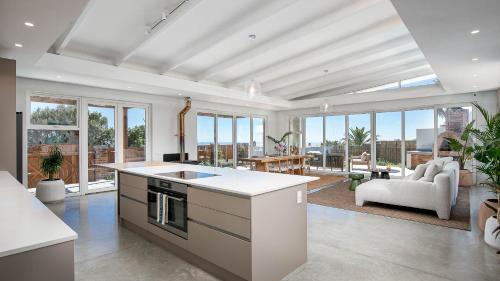 Noordhoek House | Emerald Chic Noordhoek - solar backup