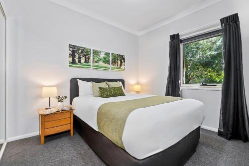 Emerald Apartment | Emerald Inn: Family-Friendly Retreat with 4-Star Comfort