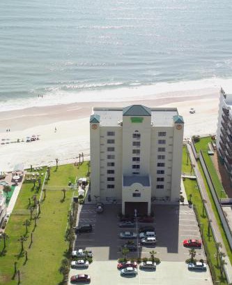 Daytona Beach Shores Hotel | Oceanfront Escape at Emerald Shores Hotel in Daytona Beach
