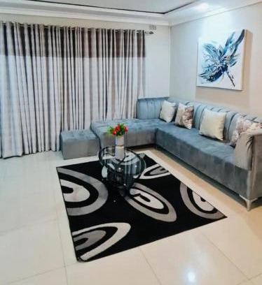 Harare House | Charming 3-Bed House in Harare - Family Friendly Stay