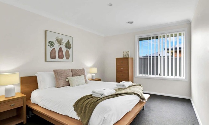 Orange House | Emmaville - Modern, Convenient Stay with Pet-Friendly Amenities