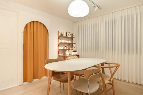Yeonnam-dong Apartment | Discover Family-Friendly Comfort at Stayda Hotel