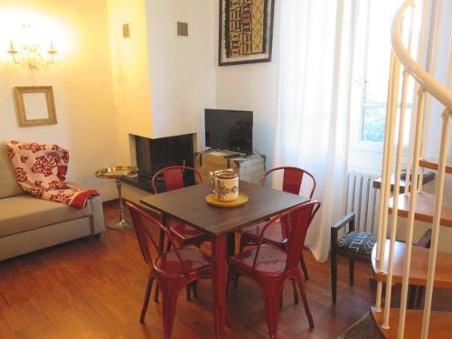 Santo Stefano Apartment | Top-Rated Emozione Bologna Sant Orsola: Family-Friendly Stay