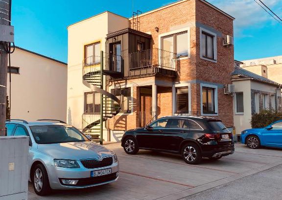 Bardejov Apartment | Kid-Friendly Empero Apartments in Bardejov - 9/10 Rated