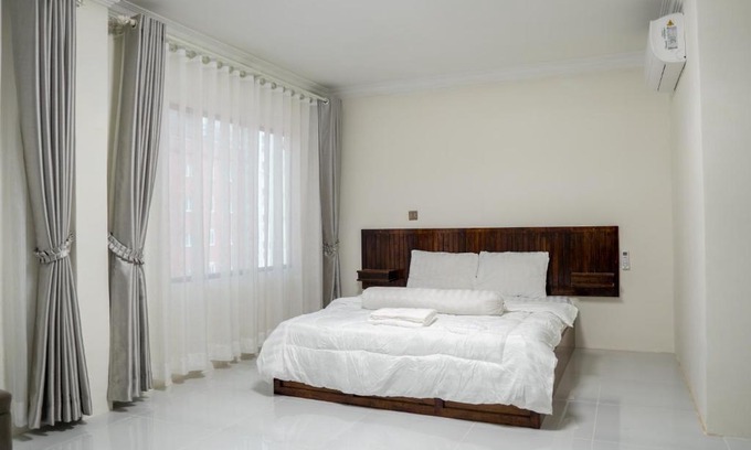 Prampir Makara House | Budget-Friendly Family Retreat at Empire House, Phnom Penh