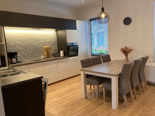 Diksmuide House | Oceanfront EN PASSANT Appartement with 9.5/10 Guest Rating