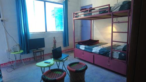 Kaul Hostel | En Route Hostel -Mukteshwar