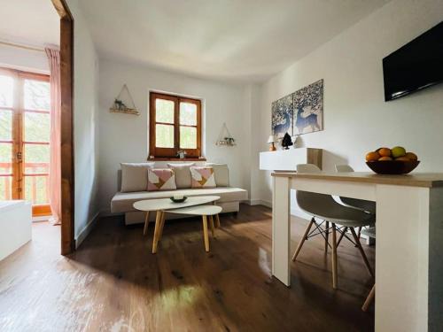 Pla de l'Ermita Apartment | Pet-Friendly Apartment in Pla de l’Ermita - Rated 9.6/10