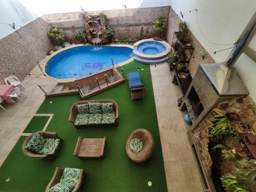 Bucaramanga House | Charming Casa: Ideal Location with Pool and Ocean Views