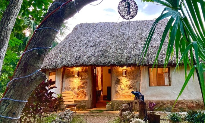 Tzucacab House | Charming Villa Maya: Poolside Retreat in Eco-Friendly Haven