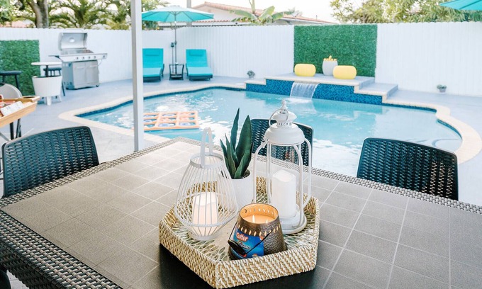University Park House | Family Retreat with Pool & Cozy Patio Near Everything