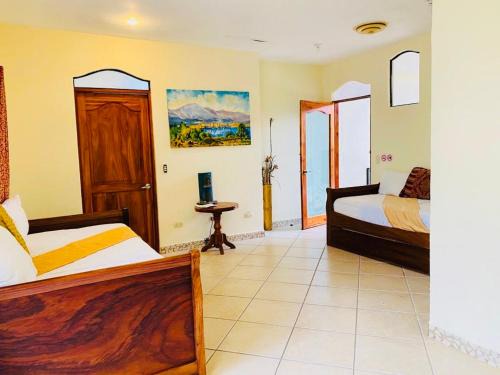 Manuel Antonio Apartment | Enchanting Sloth Apartment: Family-Friendly Retreat Awaits