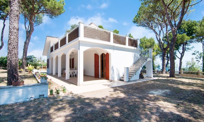 Pesaro House | Pet-Friendly Retreat: Belvilla by OYO Brezza dal Mare
