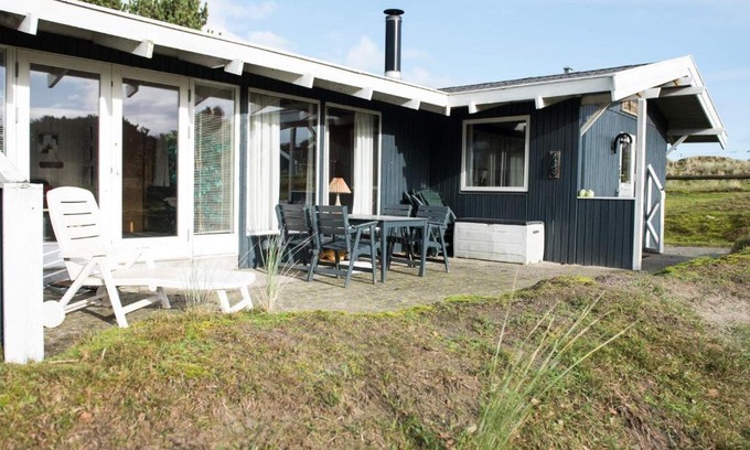 Rindby Strand House | Pet-Friendly Holiday Home Fanø LXXIX for Family Getaways