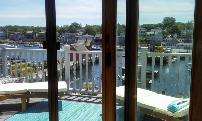 Rockport Condo | Scenic Harbor Views - Historic Bradley Wharf Bearskin Neck
