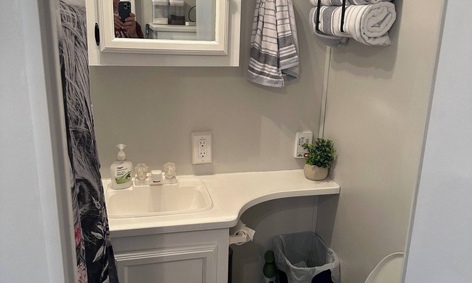 Brookeland House | Enchanting RV with AC in Brookeland - Perfect for a cozy getaway